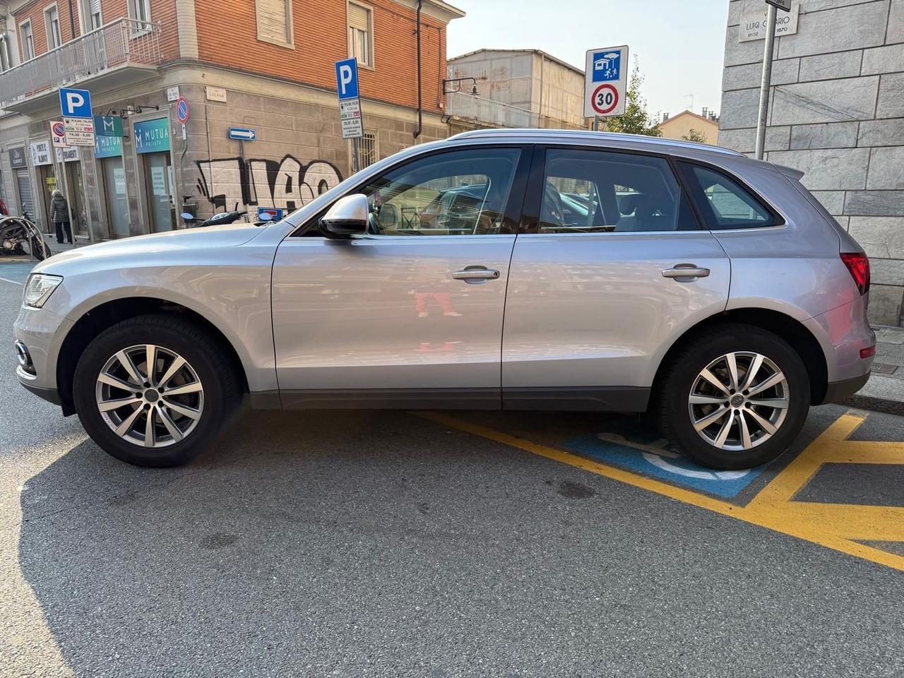 Audi Q5 ADVANCED PLUS 2.0 #7280