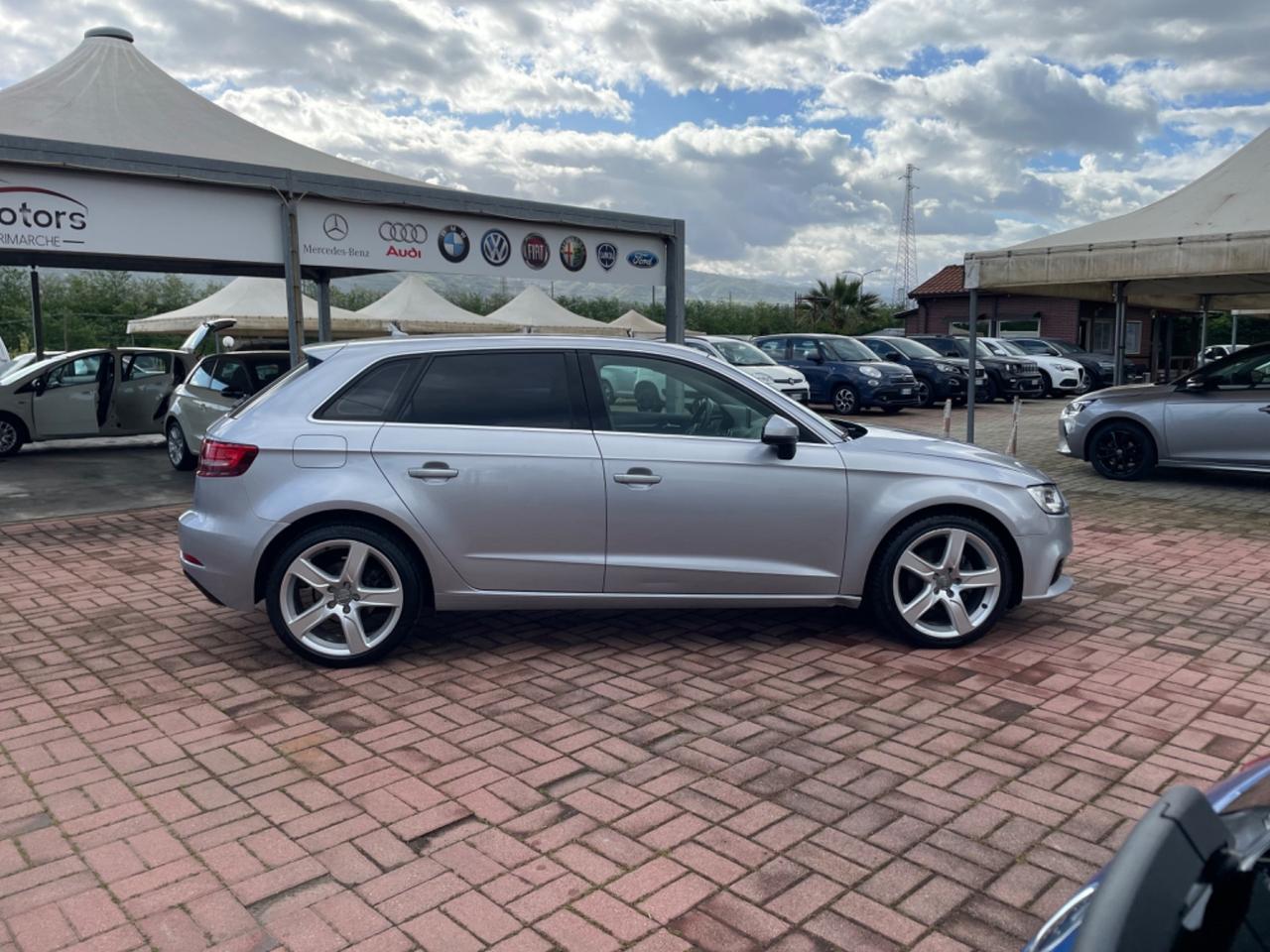 Audi A3 SPB 1.6 TDI 116 CV Business