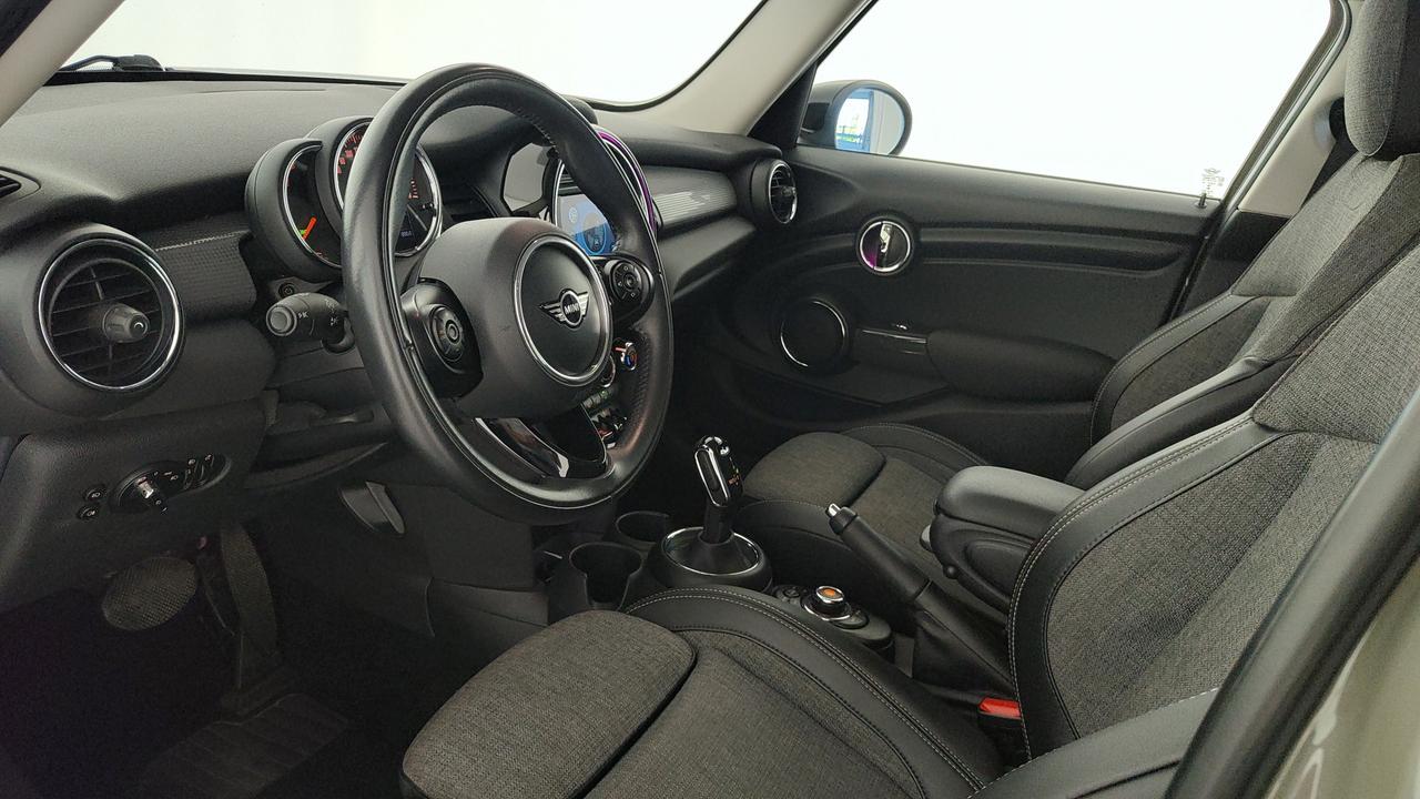 MINI Mini IV F55 2018 5p - Mini 5p 1.5 Cooper Boost auto