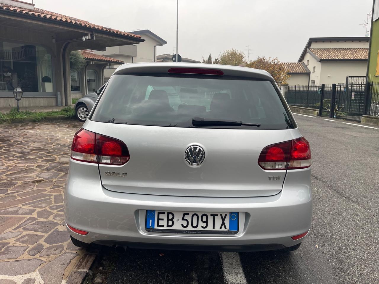 Volkswagen Golf 1.6 TDI DPF 5p. Highline