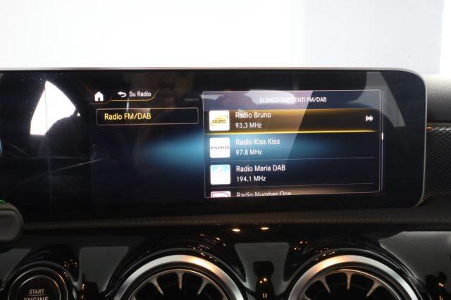 MERCEDES-BENZ A 180 A 200 Automatic 4p. Sport