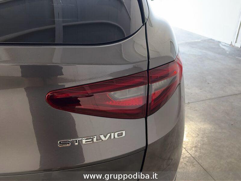 Alfa Romeo Stelvio 2017 Diesel 2.2 t Lusso Q4 210cv auto