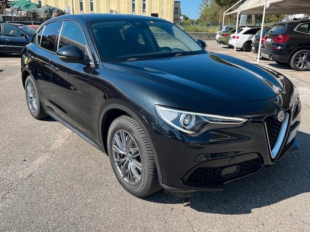 Alfa Romeo Stelvio 2.2 Turbodiesel 190 CV AT8 RWD Executive