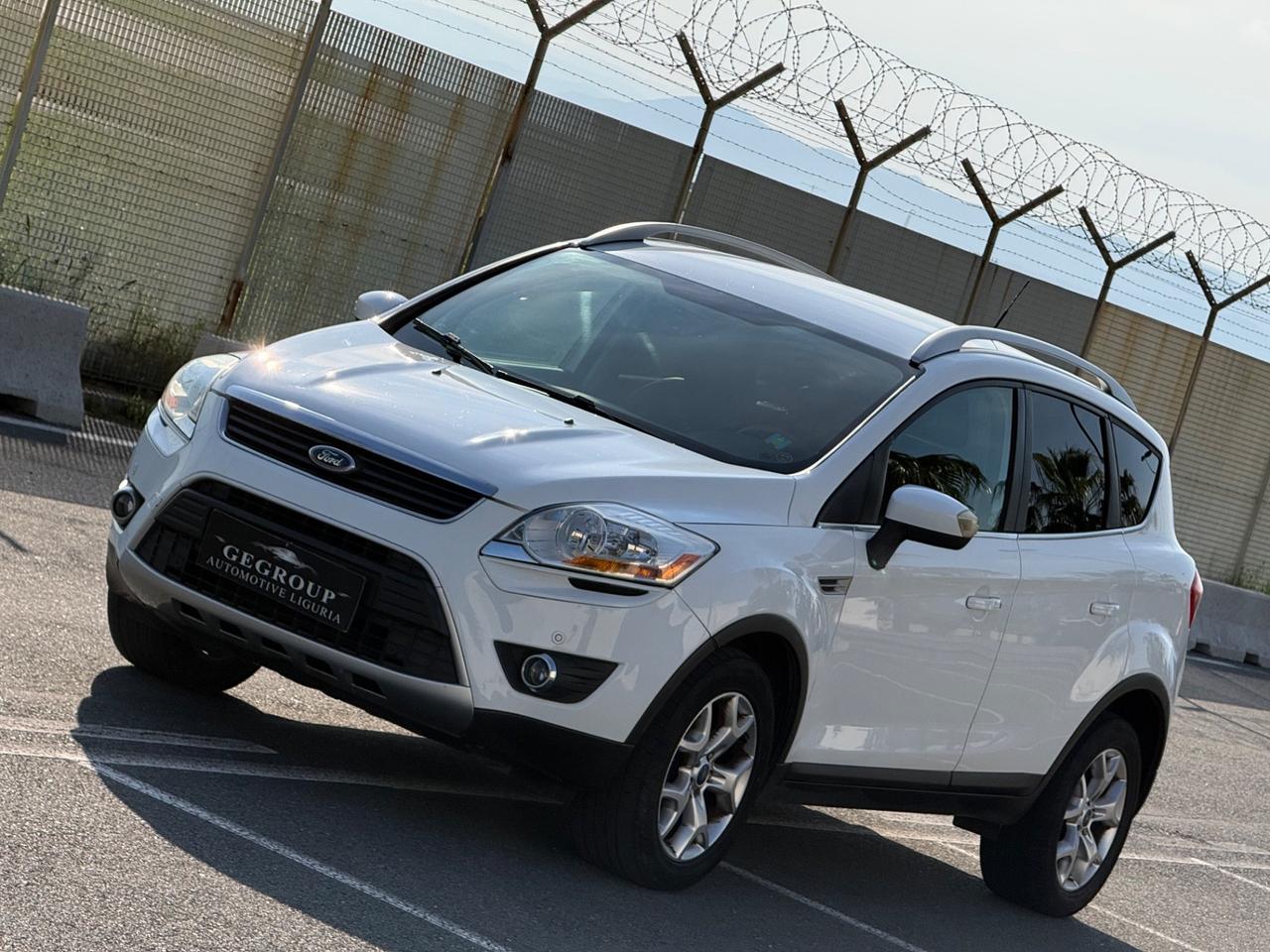 Ford Kuga 2.0 TDCi 140 CV 2WD Titanium DPF-FULL OPTIONAL