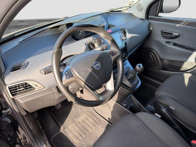 LANCIA Ypsilon Ypsilon 1.0 FireFly 5 porte S&S Hybrid Silver