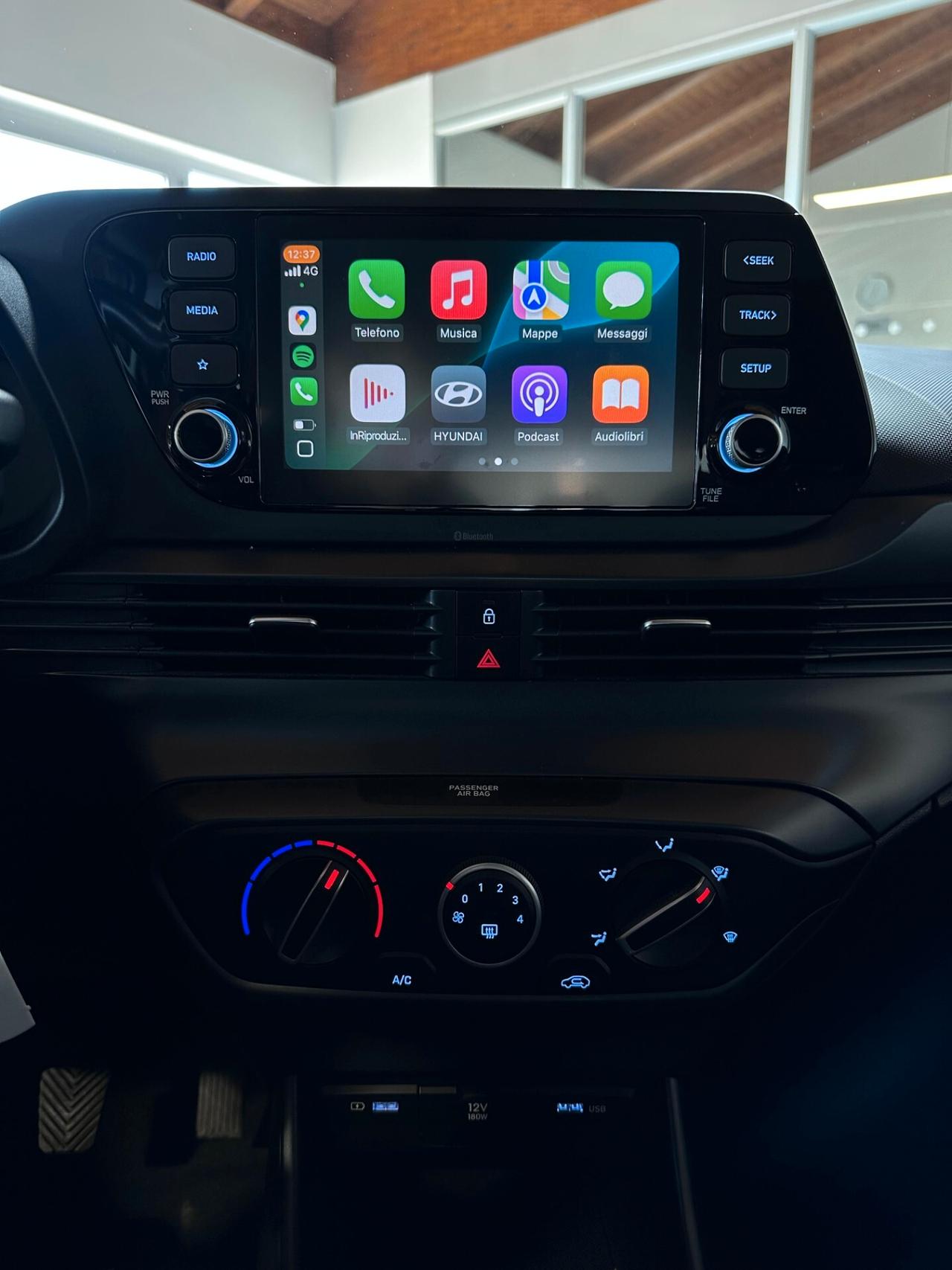 Hyundai i20 III 2022 1.2 mpi Connectline *UniProprietario *NeroMetallizzato*Cerchi inLega *AppleCarplay*Retr