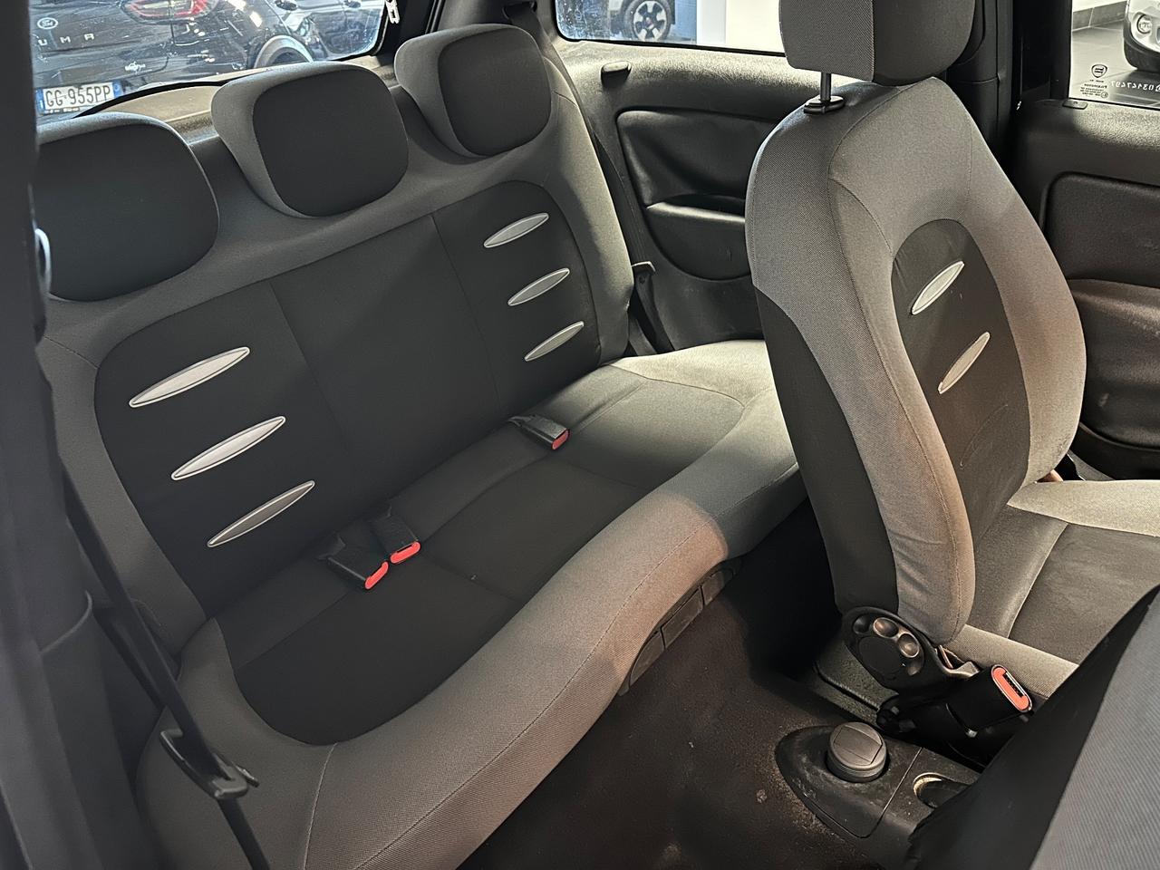 LANCIA YPSILON 1.3 MJT 75CV NEOPATENTATI