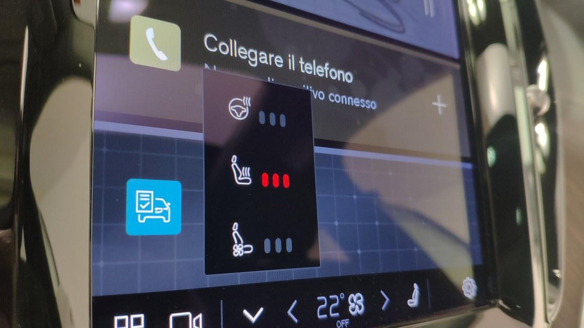 VOLVO Xc60 B4 Mild Hybrid (D) Awd Automatico Ultimate Bright