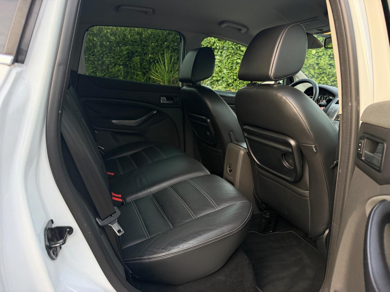 Ford Kuga 2.0 TDCi 163 CV 4WD Titanium