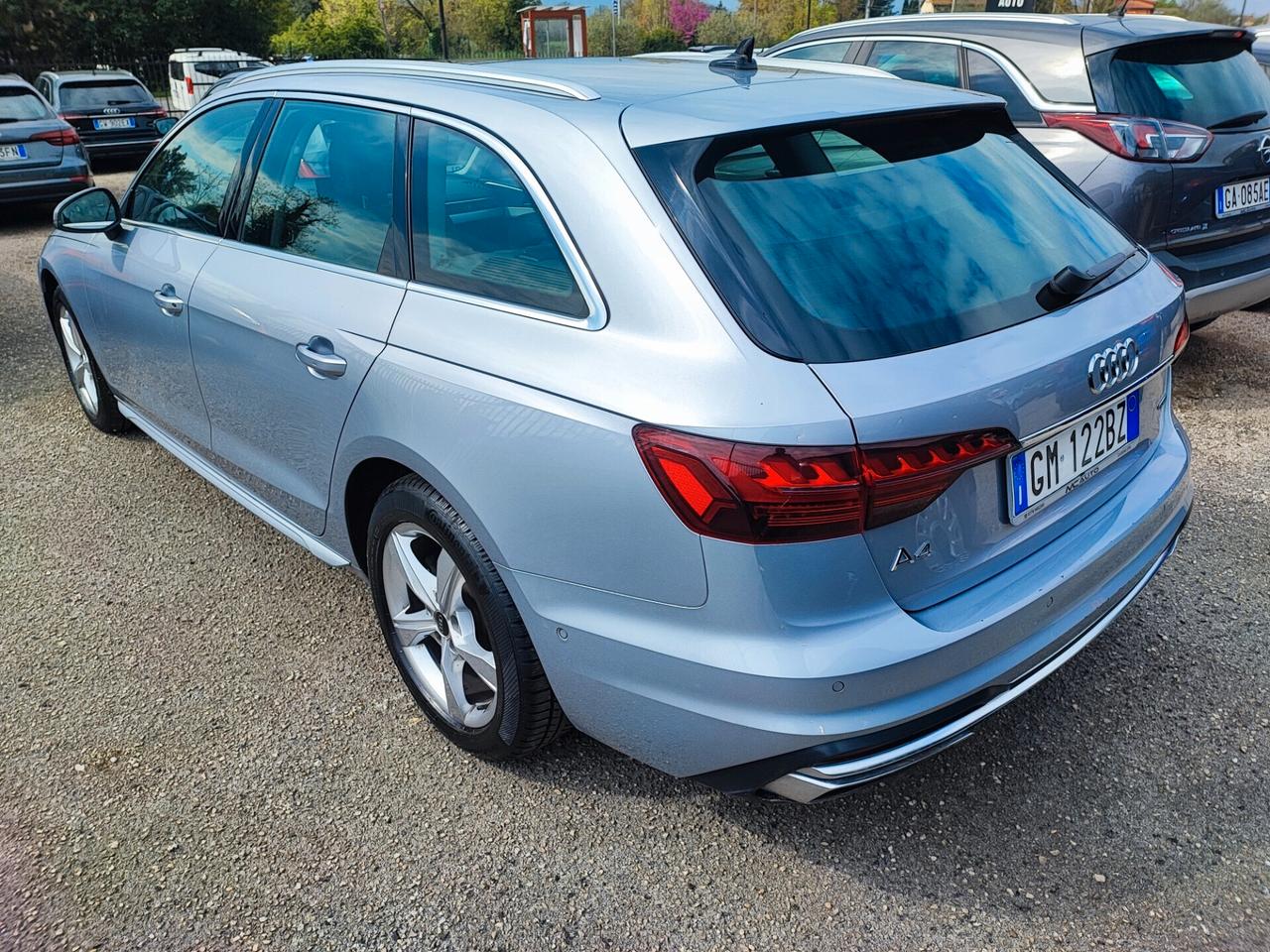 Audi A4 Avant 40 TDI quattro S tronic line edition