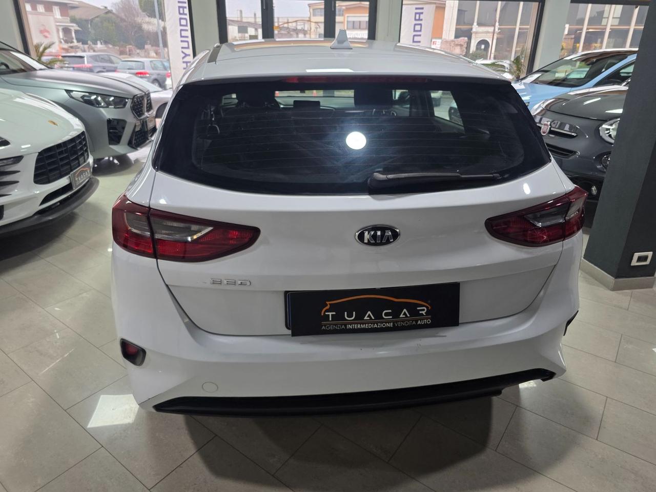 Kia Ceed Business 1.4 MPI #8758
