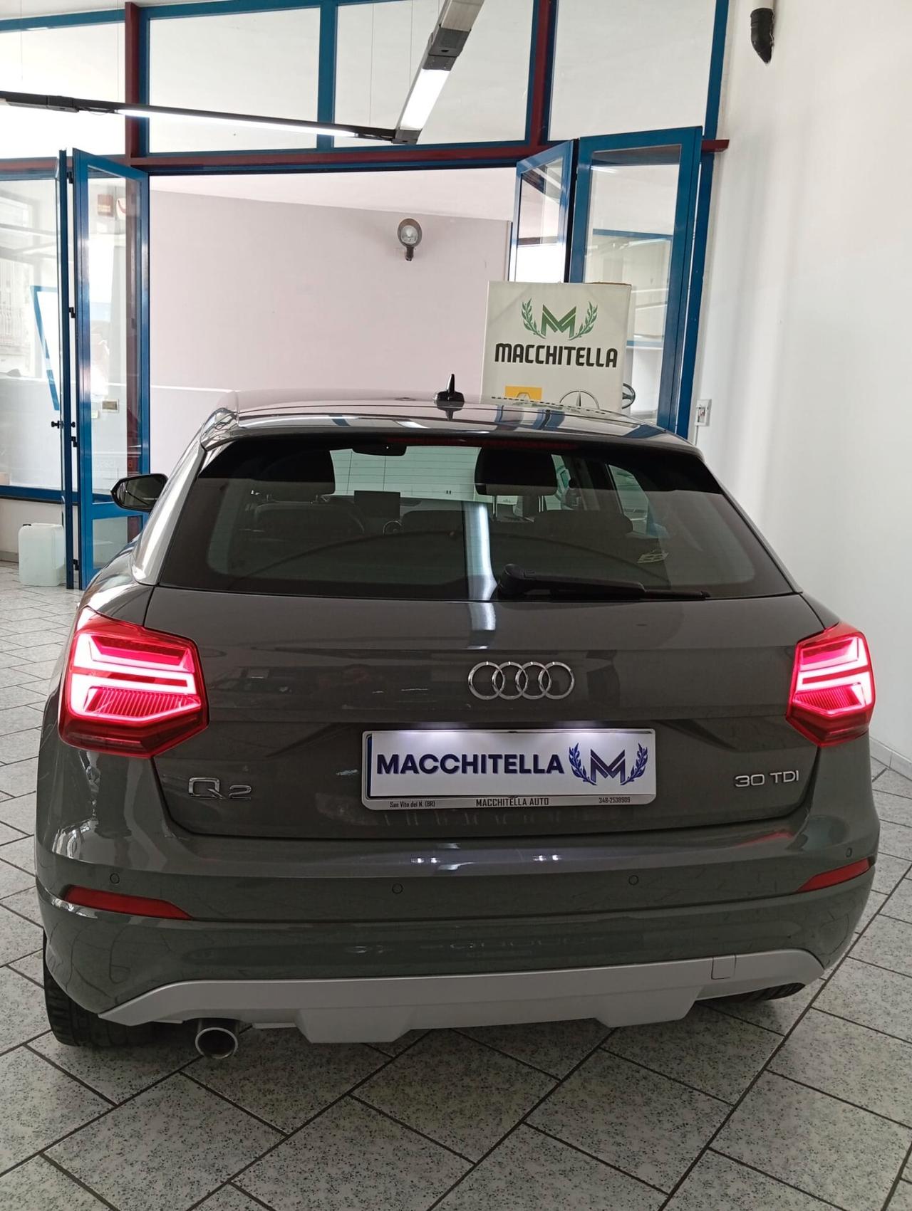 Audi q2 1.6 tdi Admired anno 11/2018 fari full led cerchi da 18” cambio automatico