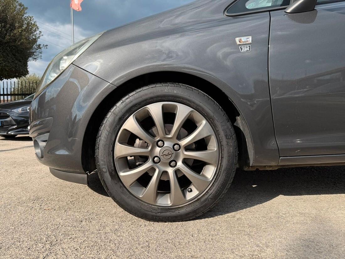 Opel Corsa 1.2 3 porte Edition