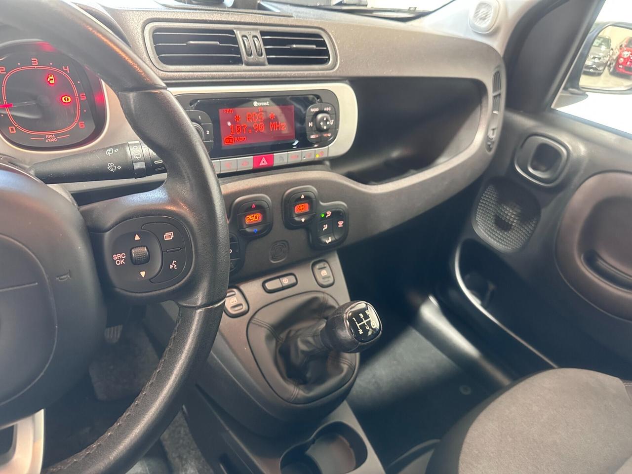 Fiat Panda 1.3 MJT CROSS - UNICO PROP - FULL - DA