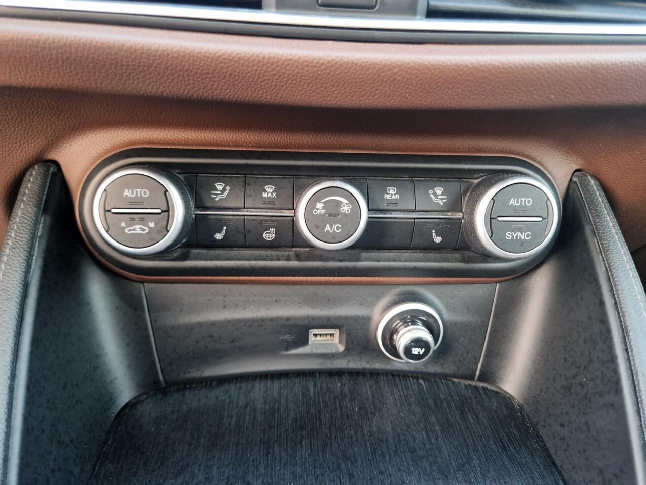 Alfa Romeo Stelvio 2.2 190CV - 2021