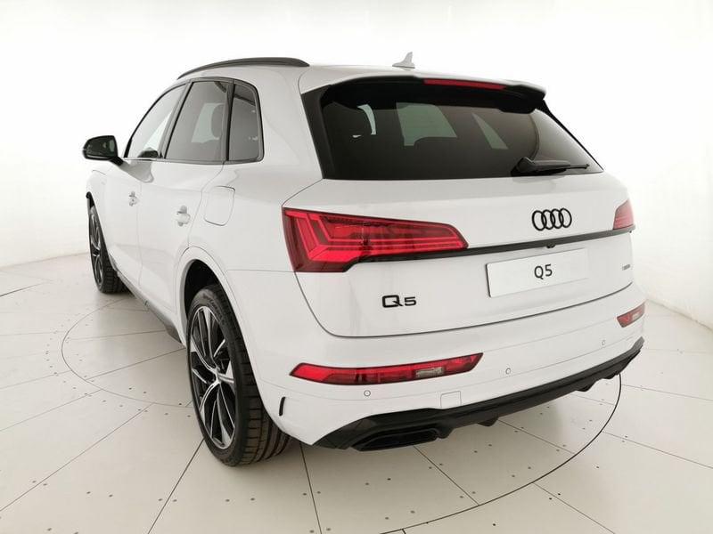 Audi Q5 50 2.0 tfsi e Identity Black quattro s-tronic