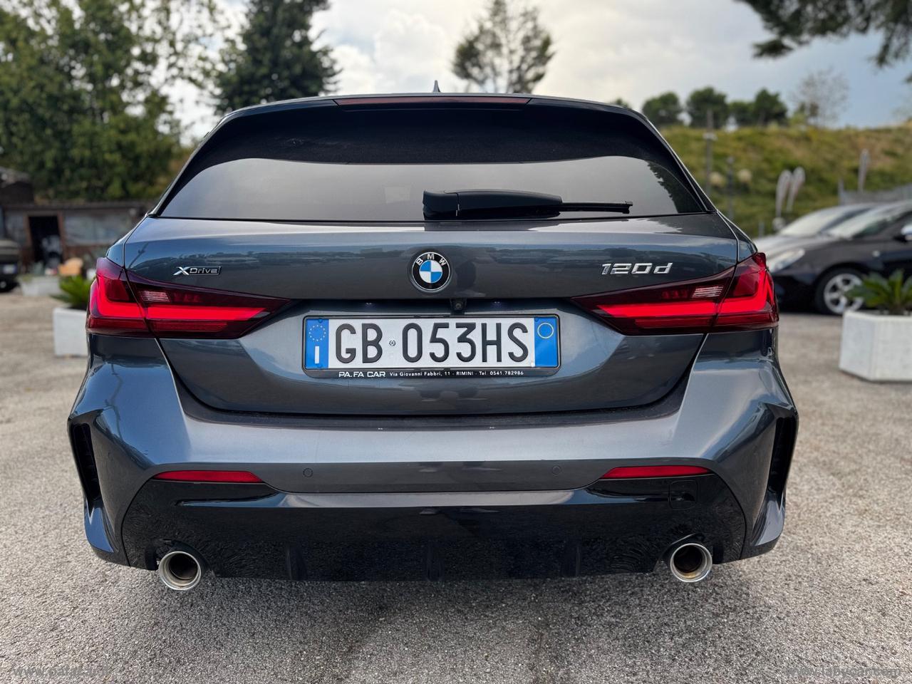 BMW 120d xDrive 5p. Msport