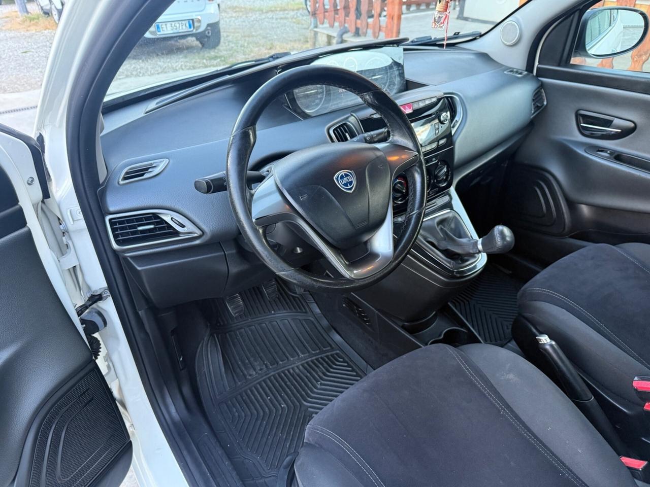 Lancia Ypsilon 1.3 MJT 16V 95 CV 5 porte S&S Gold