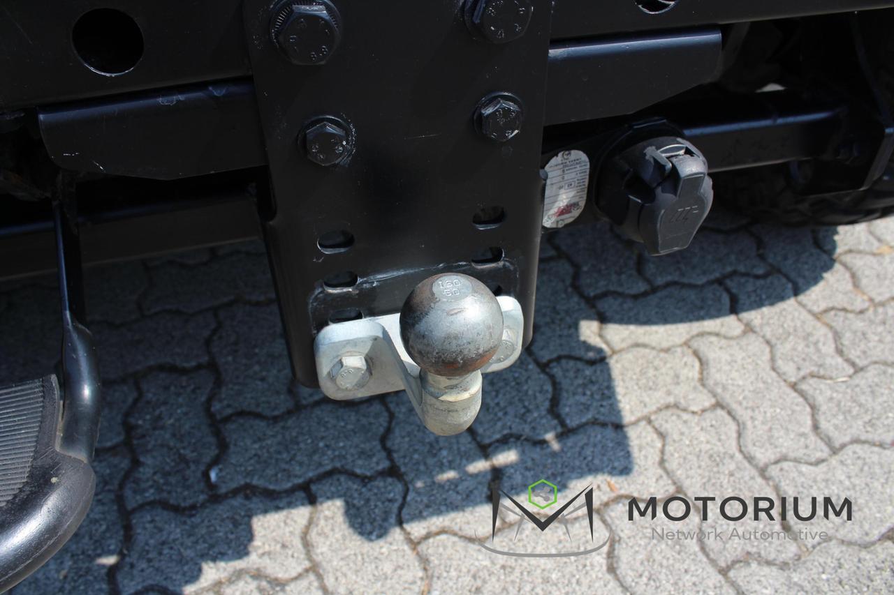 Land Rover Defender 90 2.5 Td5