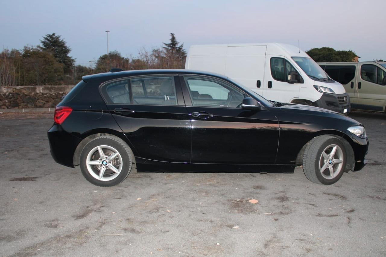 Bmw 114 114d 5p. Advantage