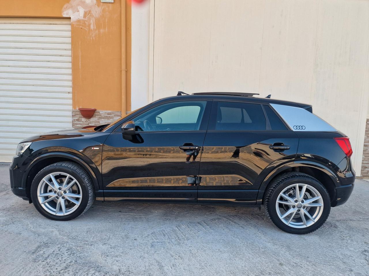 Audi Q2 S-line 1.6 TDI 115CV S-tronic