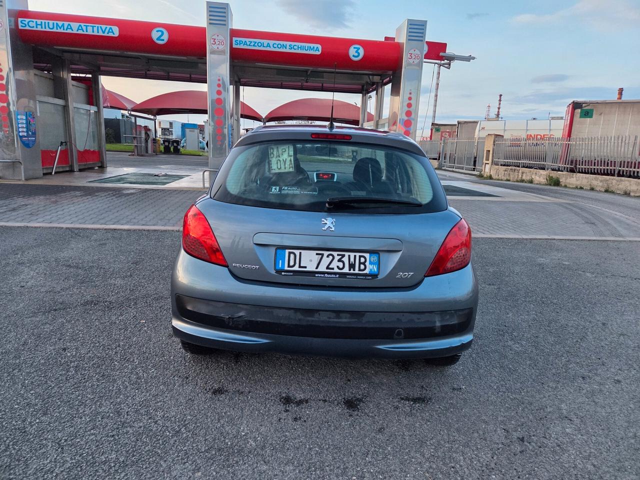 Peugeot 207 1.4 HDi 70CV 5p. ONE Line 2008