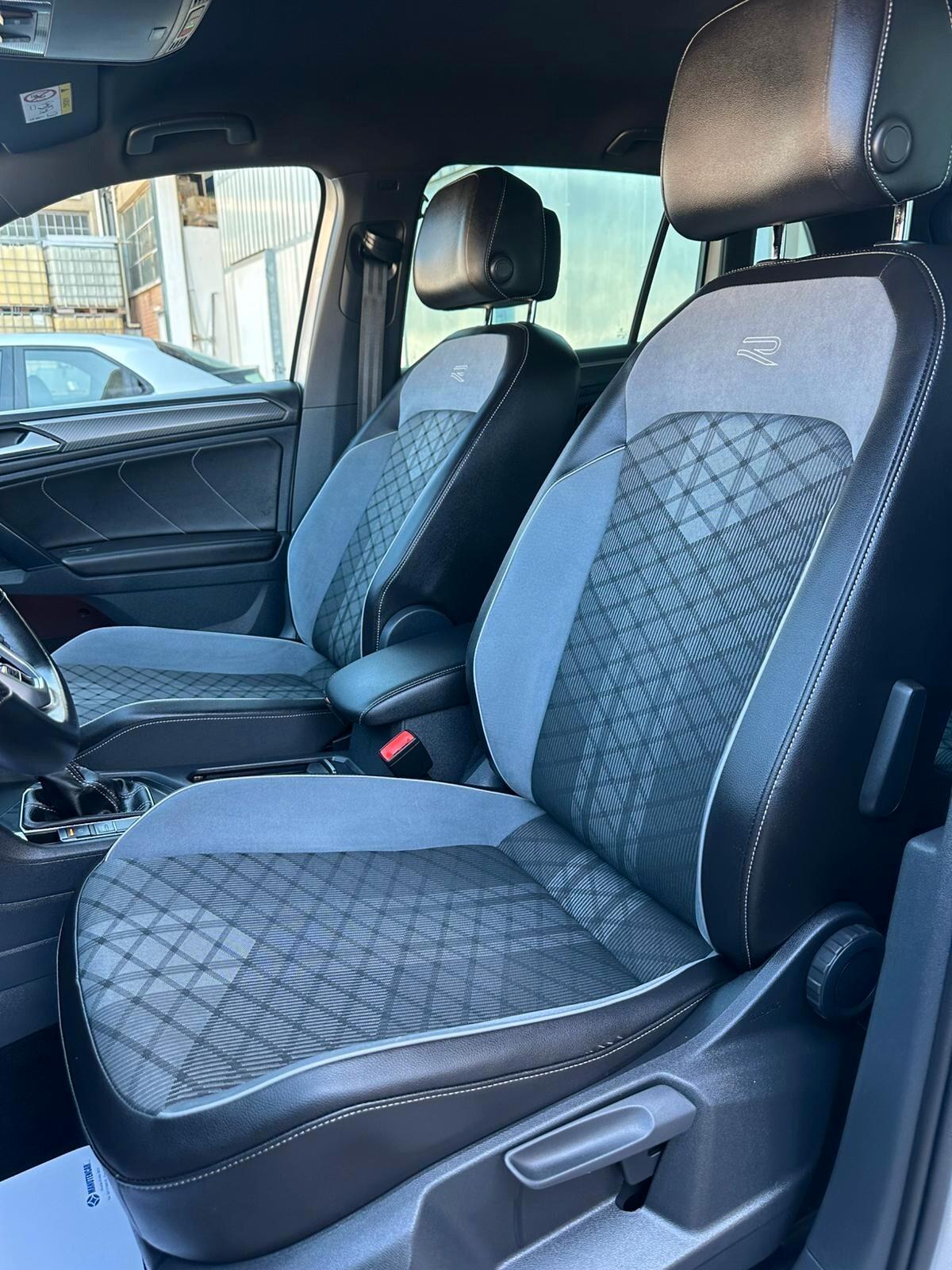 Volkswagen Tiguan 2.0 TDI 150 CV SCR DSG R-Line