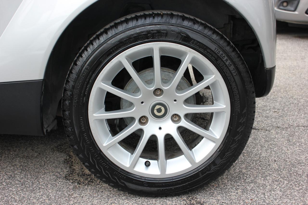 smart forTwo *PREZZO REALE* 1.0 mhd 71cv KM REALI CERTIFICATI GARANZIA 12 MESI TAGLIANDATA E GOMMATA