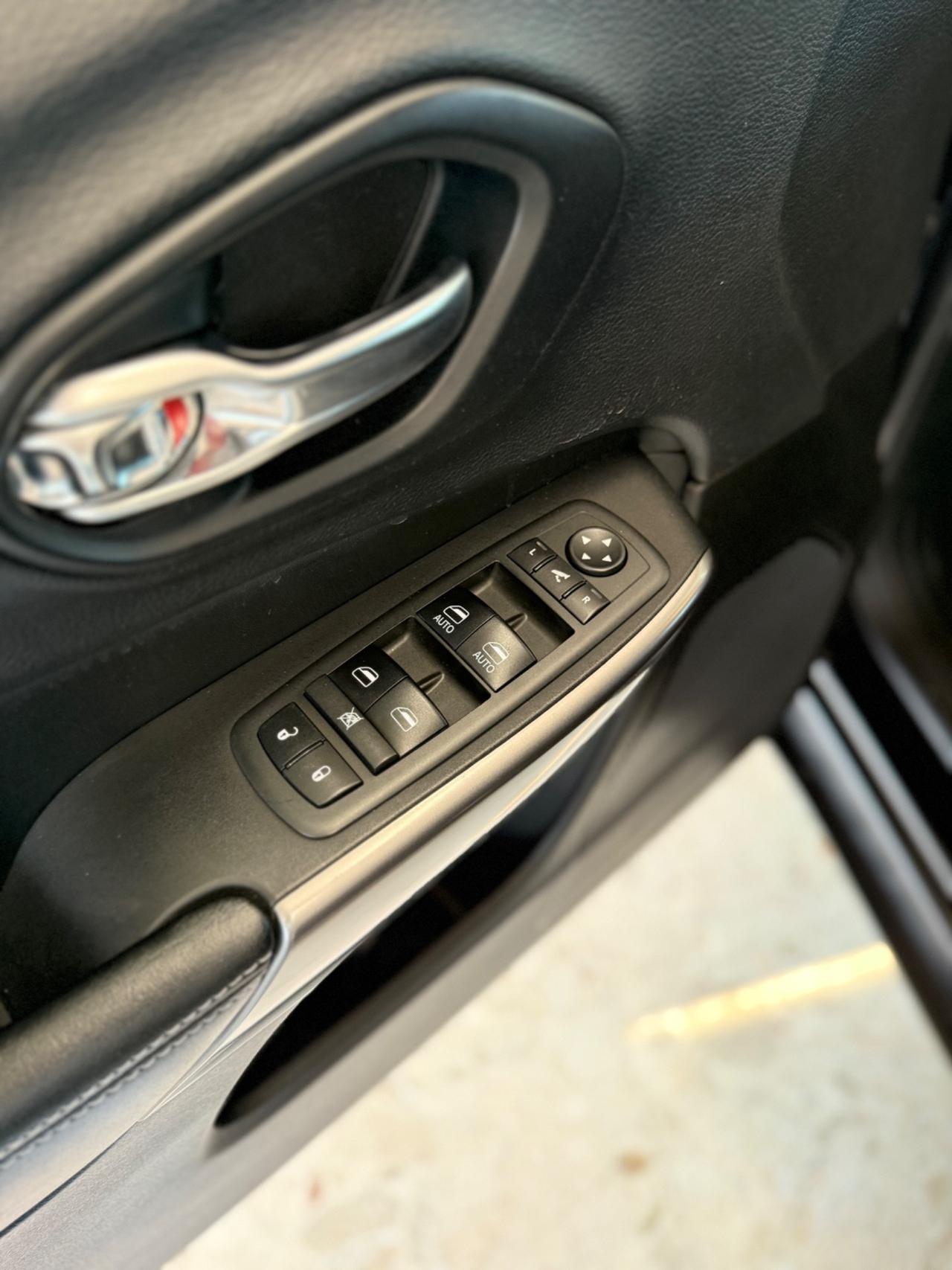 Jeep Cherokee 2.2 Mjt AWD 194CV Active Drive II Overland 11/2019 EURO 6B