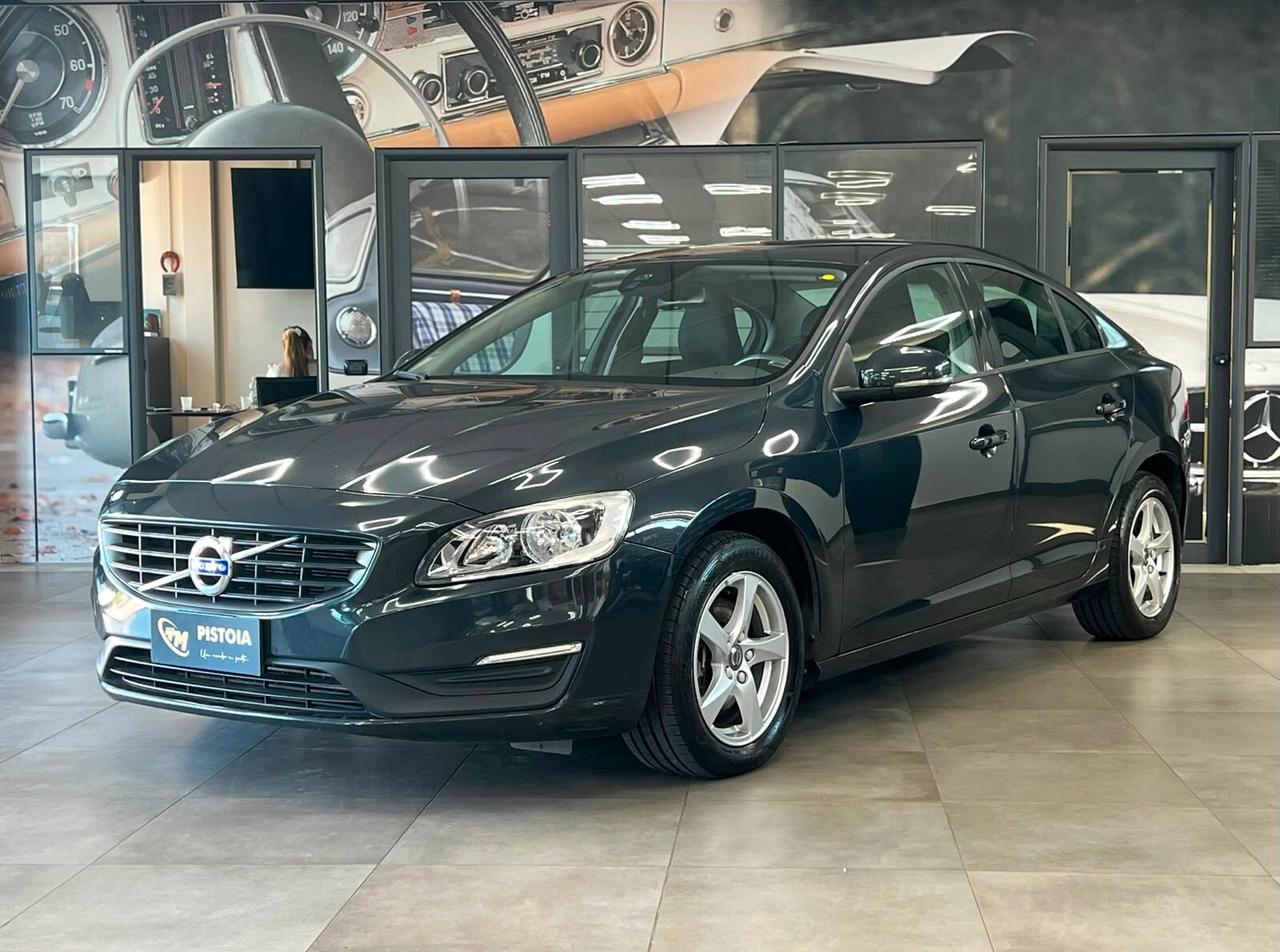 VOLVO S60 2.0 d4 Kinetic 190cv - IVA ESPOSTA