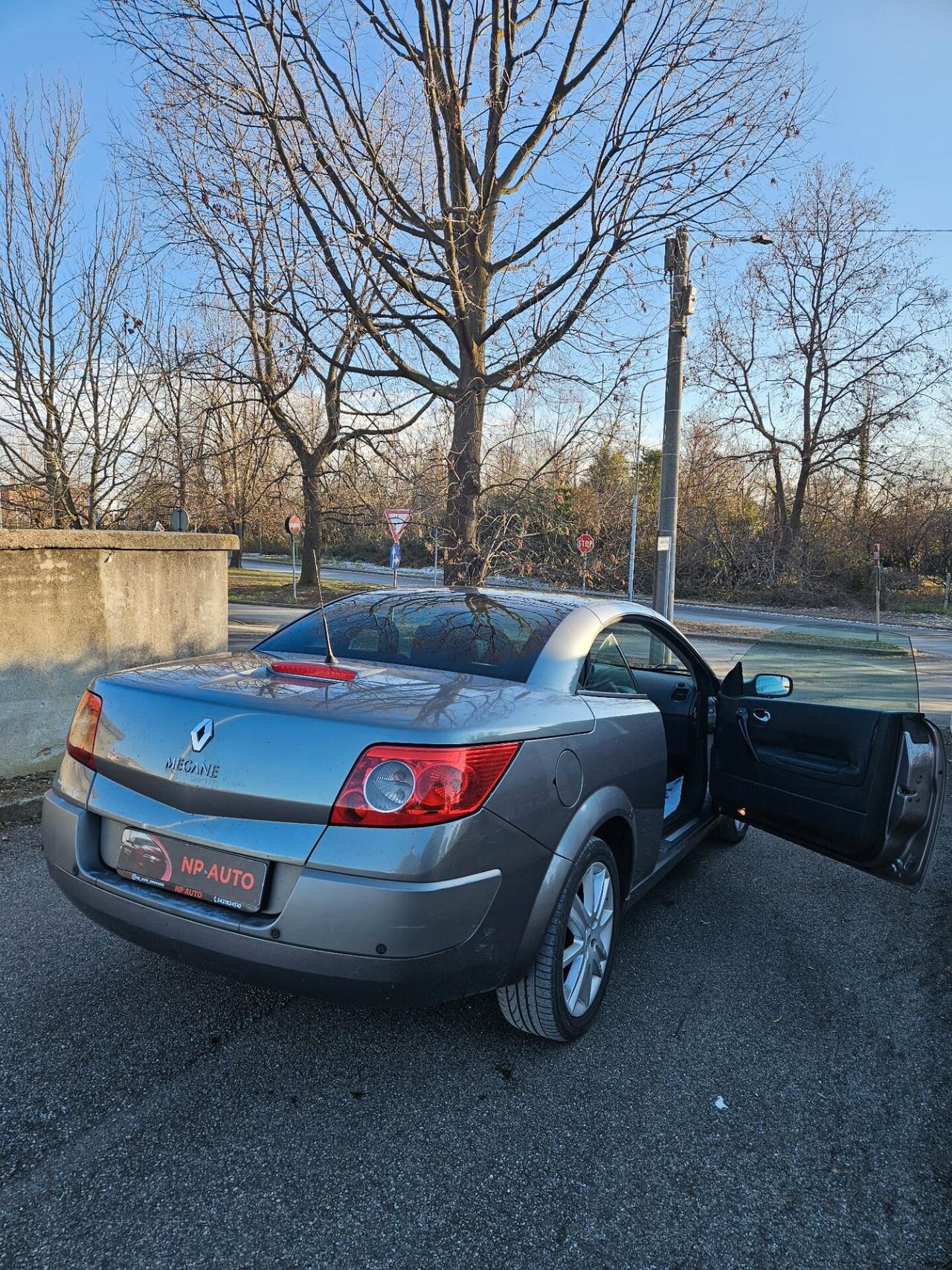 Renault Megane cabriolet NEOPATENTATI