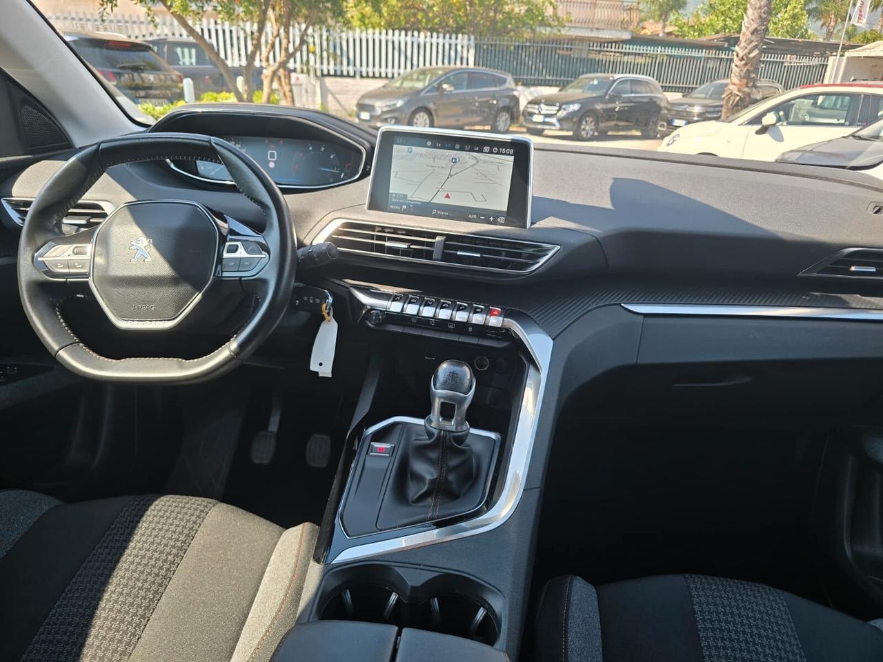 Peugeot 3008 BlueHDi 130 S&S Crossway