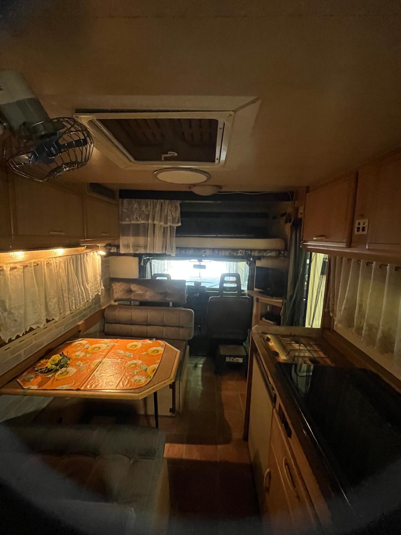 CAMPER MANSARDATO FIAT DUCATO - ADRIA - OMOLOGATO 6 POSTI - 2.5D - 1989