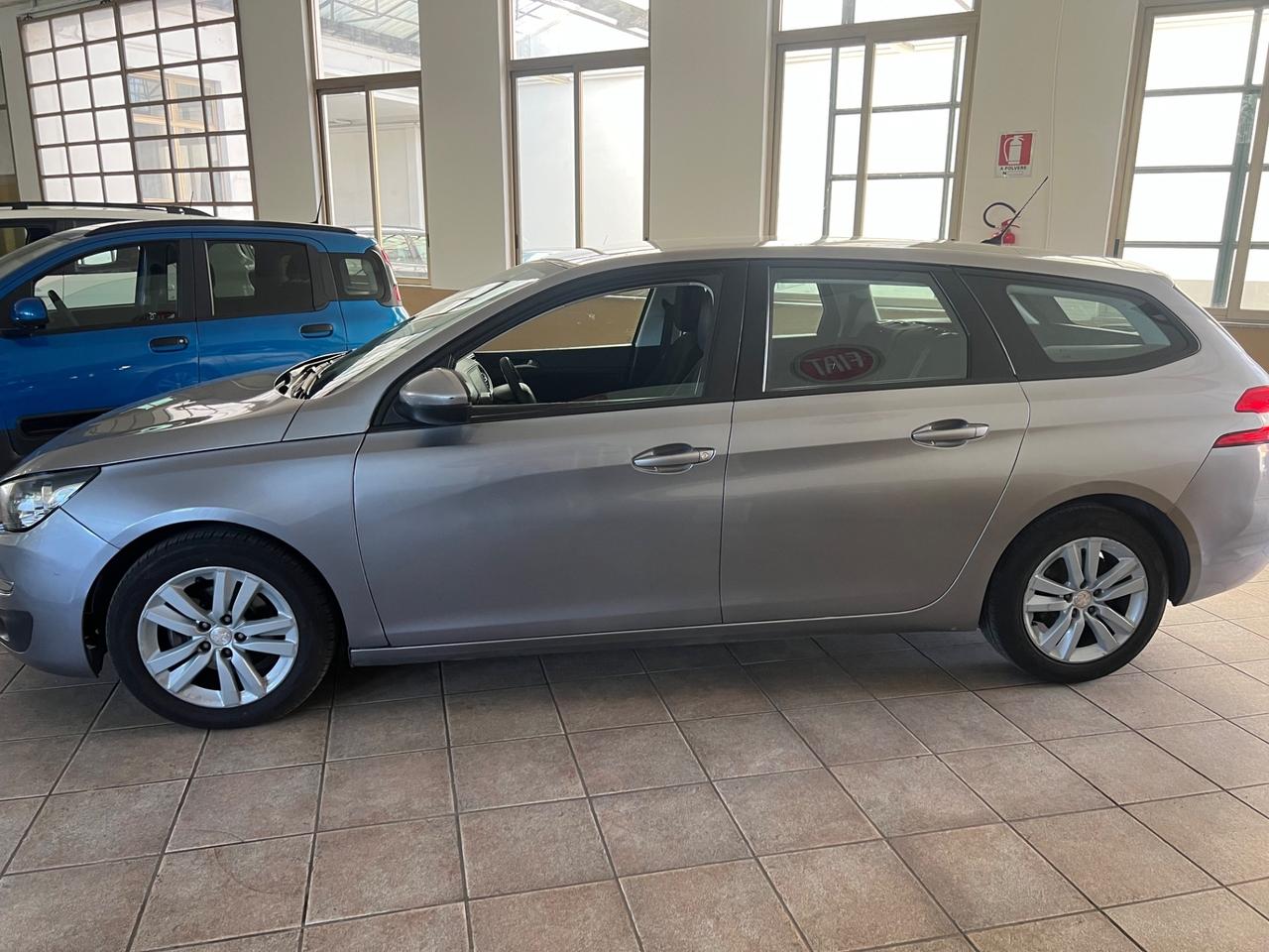 Peugeot 308 BlueHDi 120 S&S SW Business