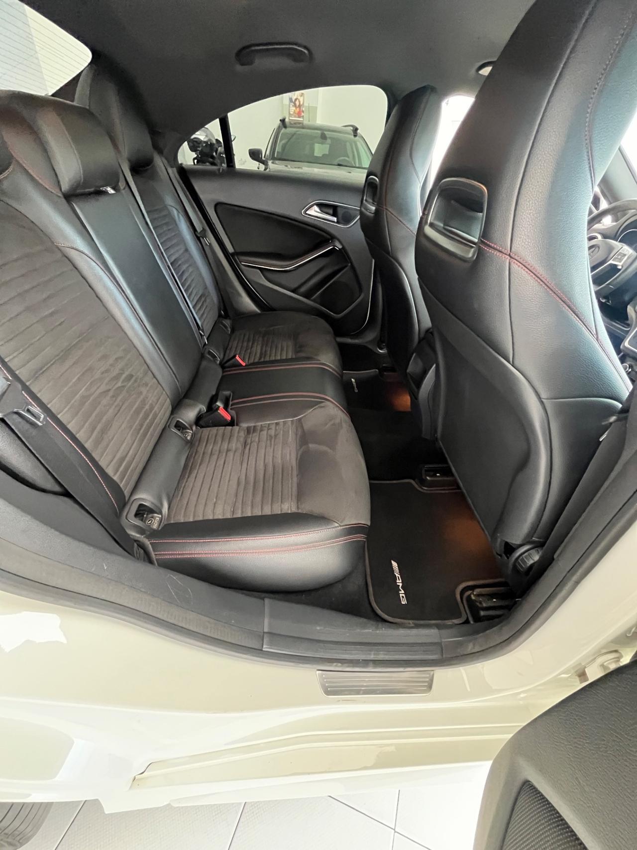 Mercedes-benz CLA 220 CDI 4Matic Automatic Premium