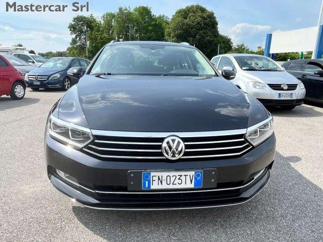 VOLKSWAGEN Passat Variant 2.0 tdi Highline Executive 150cv - FN023TV