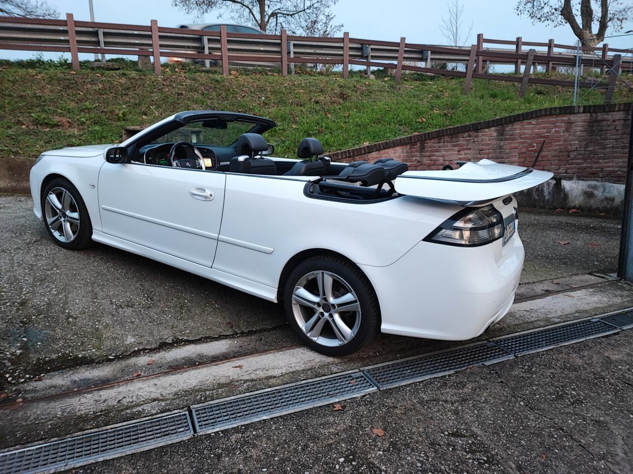 Saab 9-3 Cabriolet 1.9 TTiD 180CV Aero KM 102.000