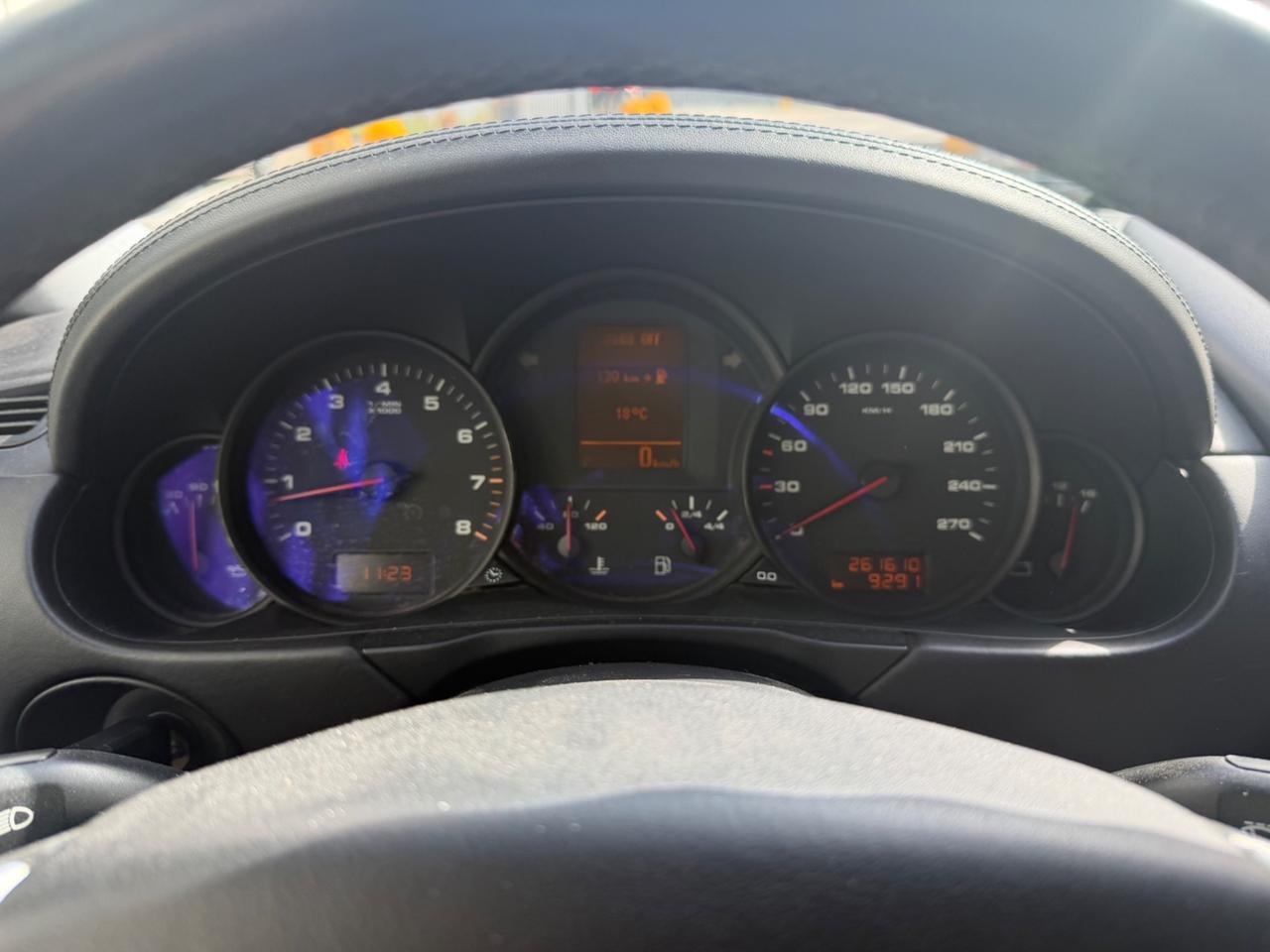 Porsche Cayenne 3.2 V6 full
