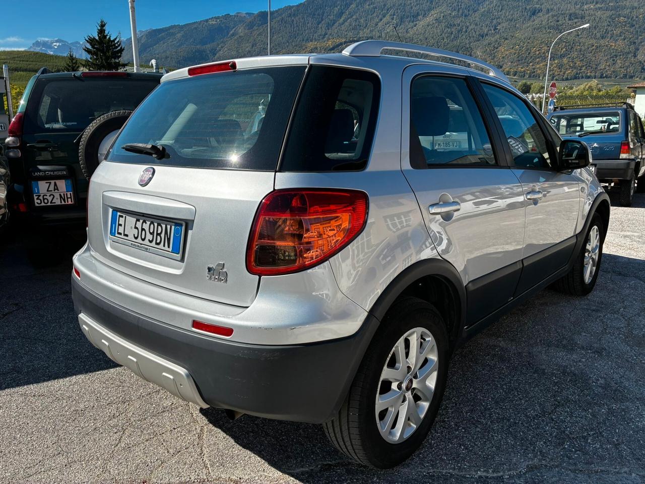 FIAT SEDICI 4x4 2.0MJT 135CV EURO5 6M - NEOPATENTATI
