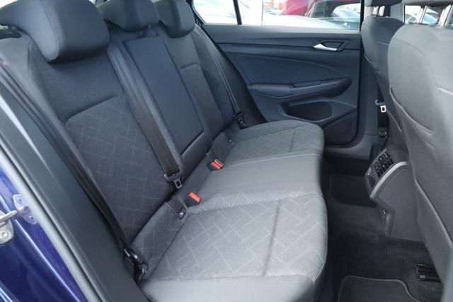 VOLKSWAGEN Golf 1.0 eTSI EVO DSG Life