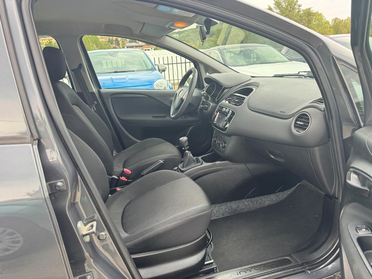 Fiat Punto 1.4 NATURAL POWER/CAR PLAY