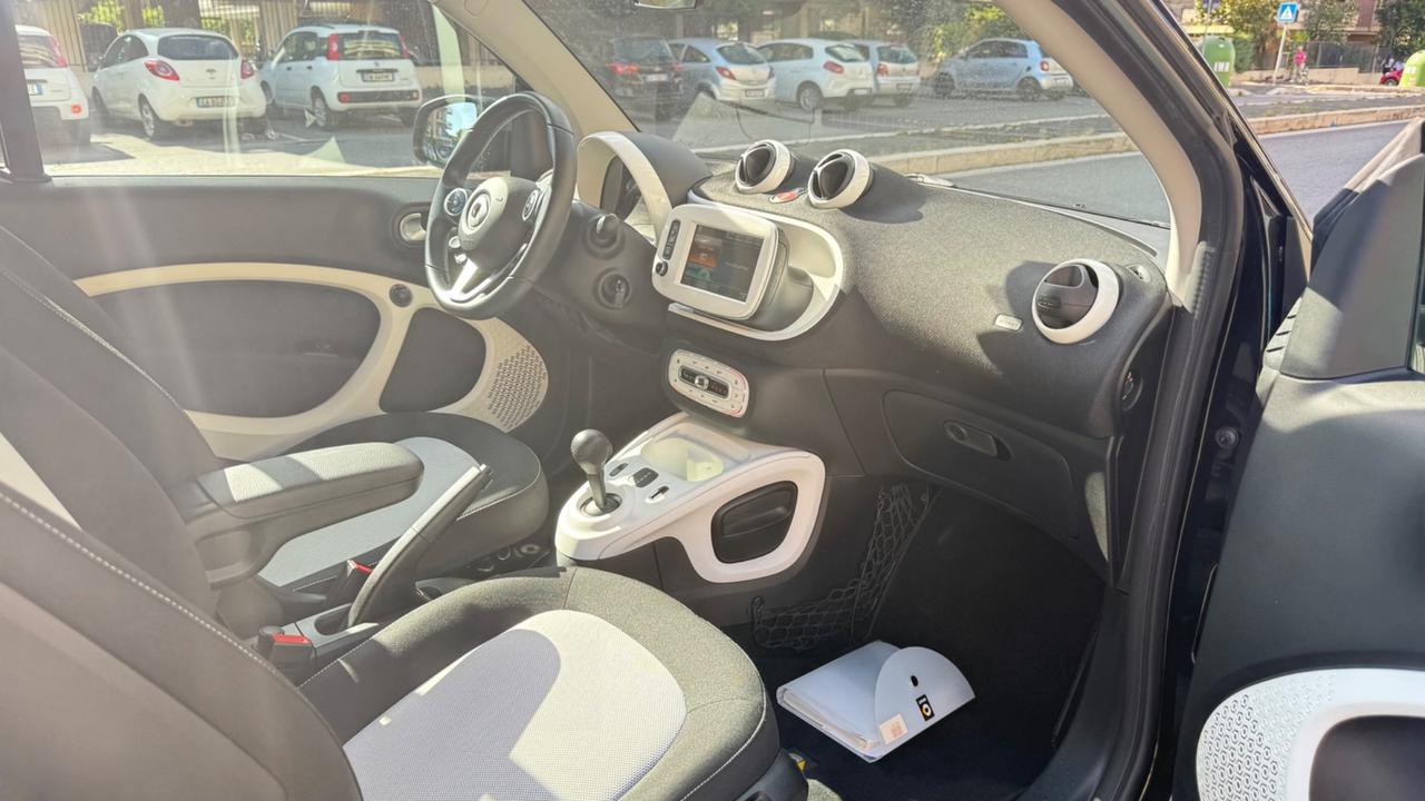 Smart ForTwo 90 0.9 Turbo twinamic PassionLED NAVI PANORAMA CERCHI PDC