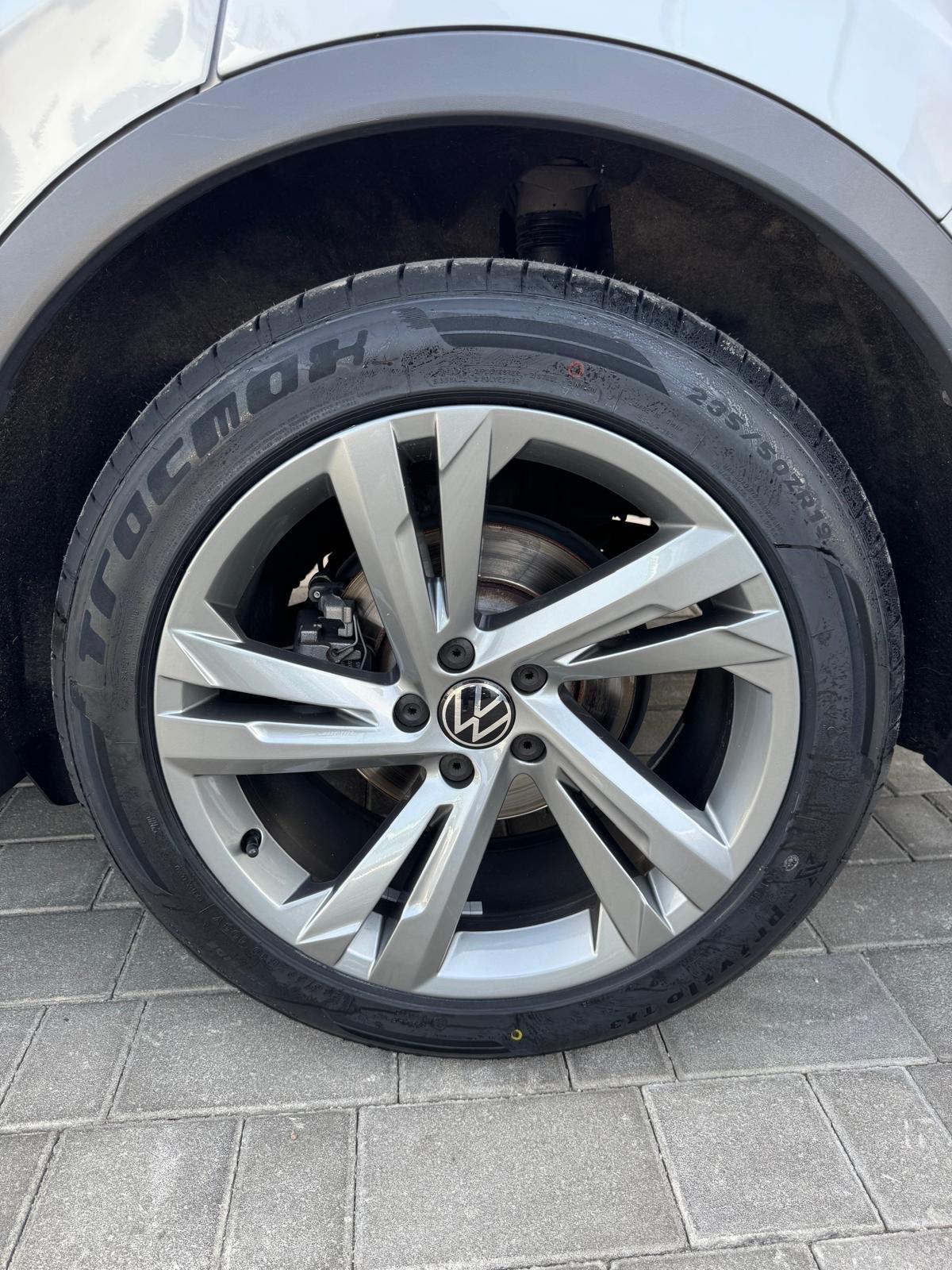 Volkswagen Tiguan 2.0 TDI 150 CV SCR DSG 4MOTION R-Line