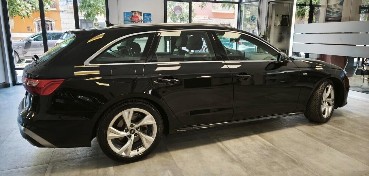 Audi A4 Avant 35 TDI/163 CV S tronic S line