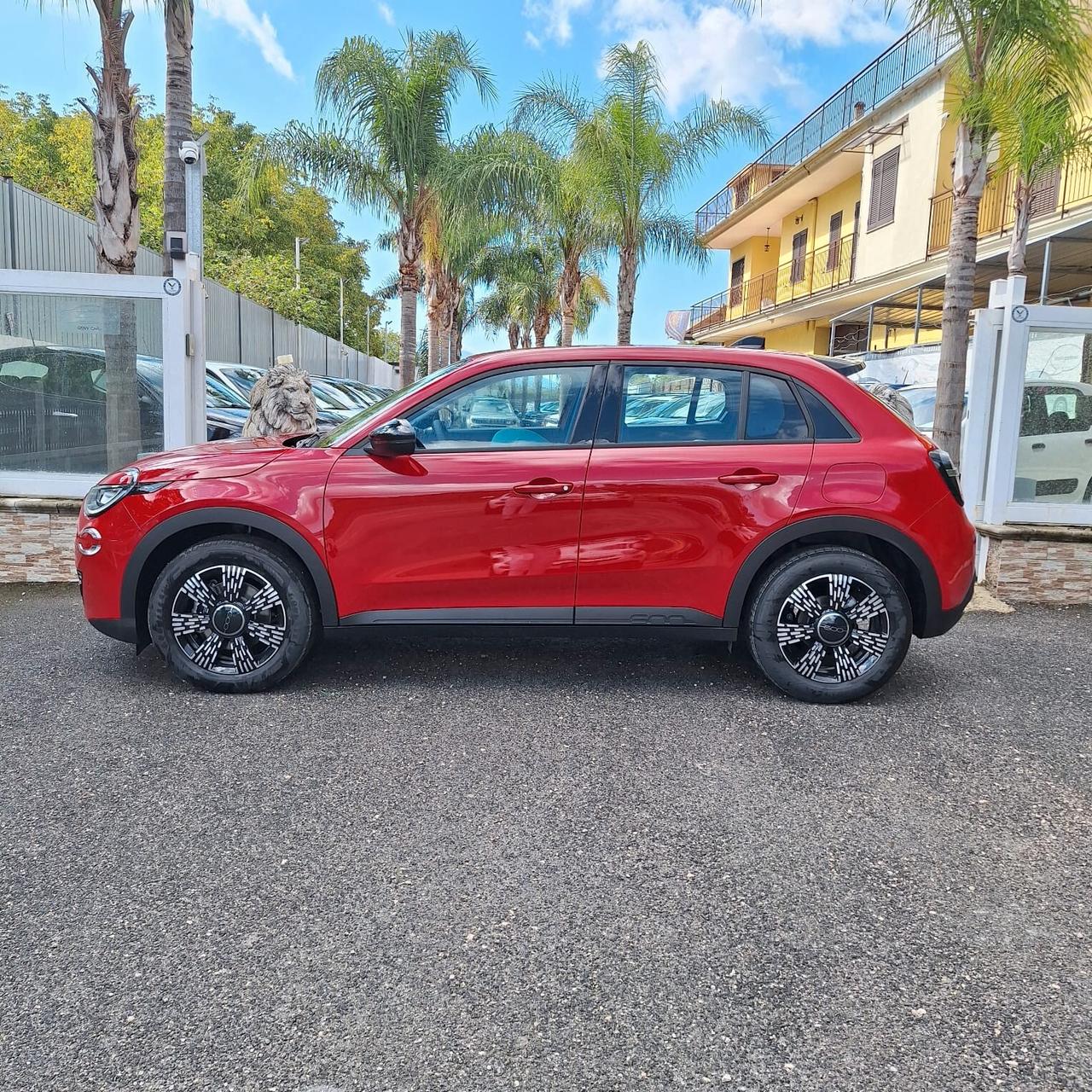 Fiat 600 Hybrid Serie Speciale Icon 110 CV DCT MHEV