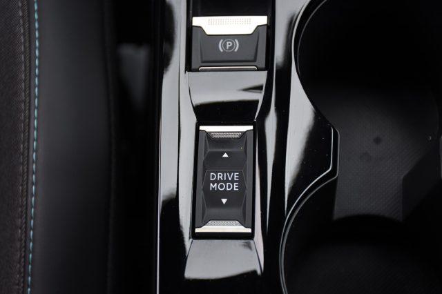 PEUGEOT 2008 BlueHDi 130 S&S EAT8 Allure