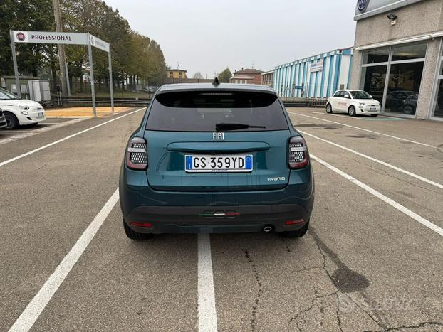 FIAT 600 La Prima Hybrid 100cv N70913