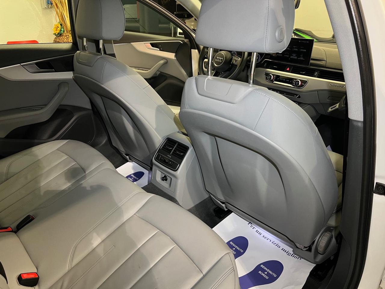 Audi A4 Avant 40 TDI quattro S tronic Business Advanced