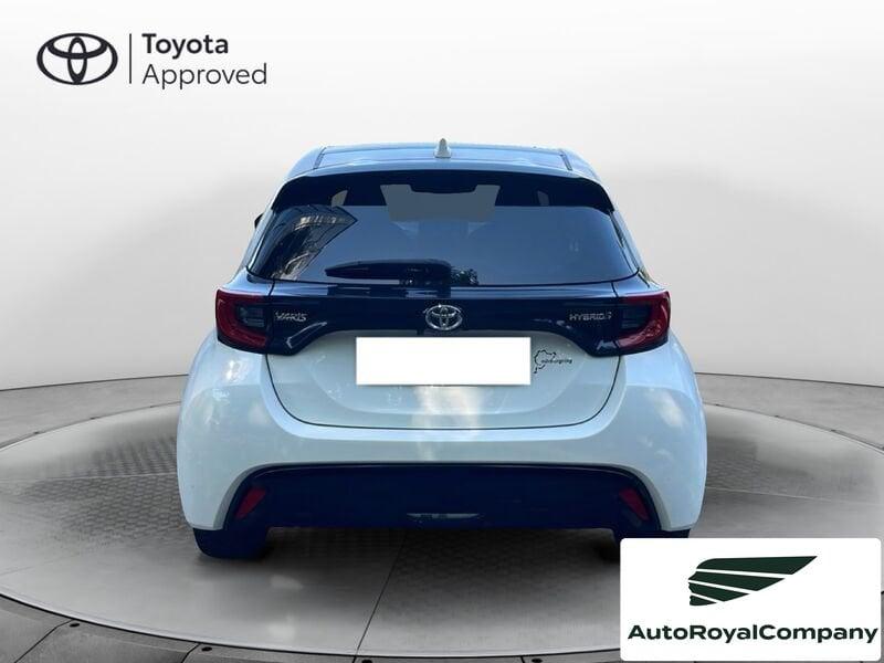 Toyota Yaris Hybrid Lounge MY22 IVA ESPOSTA