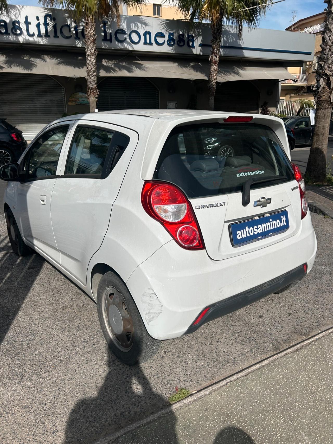 Chevrolet Spark 1.0 LT